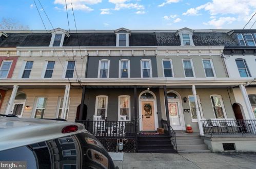 142 New St, Lancaster, PA 17602-2046