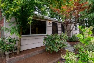 14343 Fremont Ave, Seattle, WA 98133-6906