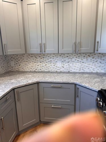 98 Plymouth Dr, Iselin NJ  08830-1332 exterior