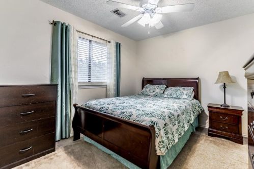 1500 Finley St, Cedar Hill TX 75104-4201 exterior