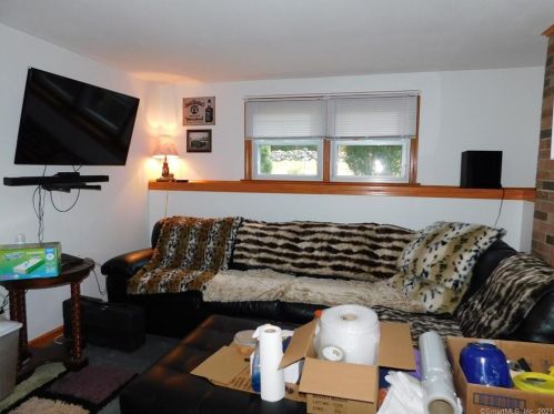 82 Cemetery Rd, Colchester CT  06415-2404 exterior