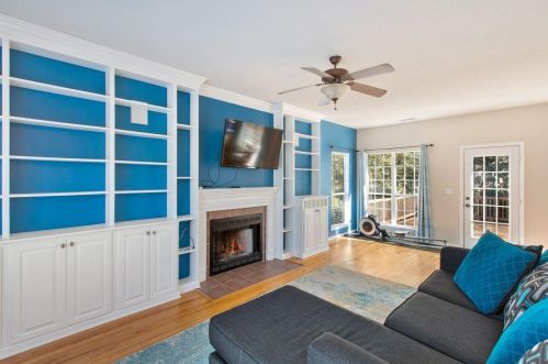 2010 Smokerise Way, Mount Pleasant, SC 29466-7600