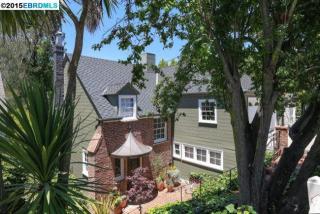 4827 Harbord Dr, Oakland, CA 94618-2504