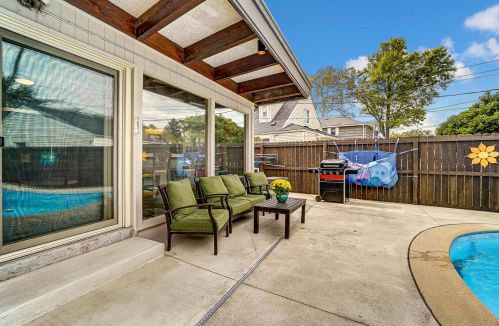 3164 Park St, Darbydale OH  43123-3299 exterior