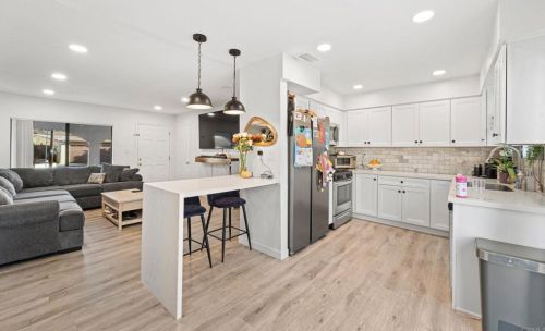 9378 Manor Dr, La Mesa CA  91942-3618 exterior