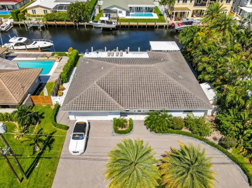 831 Dover St, Boca Raton, FL 33487-3112