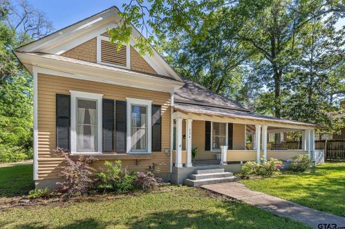 294 6th St, Rusk, TX 75785-1118