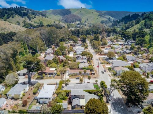 188 Ramona Ave, Pacifica CA  94044-3044 exterior