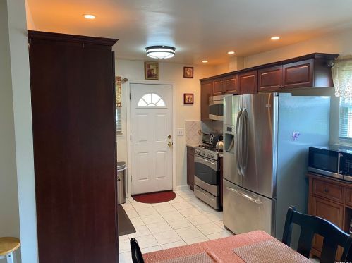 39 Frederick Ave, Roosevelt NY  11575-2315 exterior