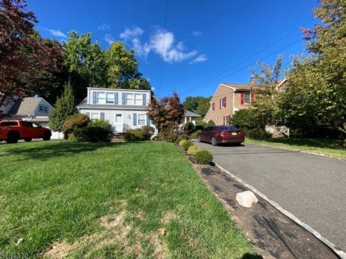 227 Rahway Ave, South Plainfield NJ  07080-3737 exterior