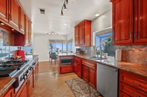 3420 Starline Dr, Rancho Palos Verdes CA  90275-6310 exterior