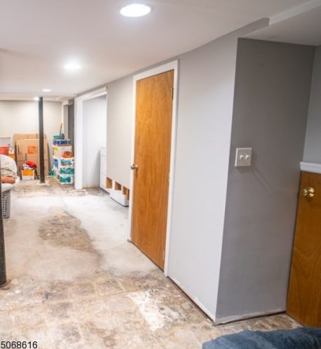 61 Grove Ave, Verona NJ  07044-1612 exterior