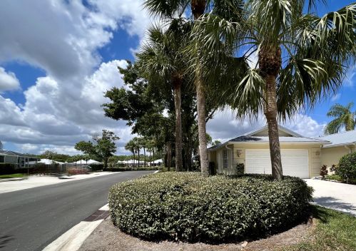 1828 Waterfall Blvd, Palm City, FL 34990-4715