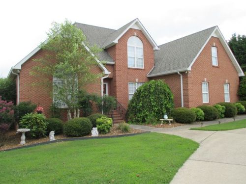 1213 Union St, Shelbyville, TN 37160-2129
