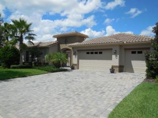 970 San Raphael St, Kissimmee, FL 34759-3907