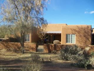 10504 John Mcnair Pl, Tucson, AZ 85747-5820