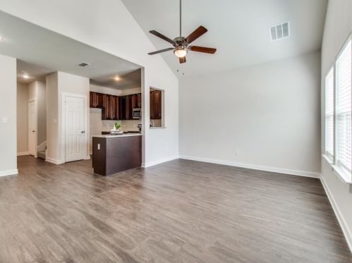 411 Elm St, Denison TX  75021-2428 exterior