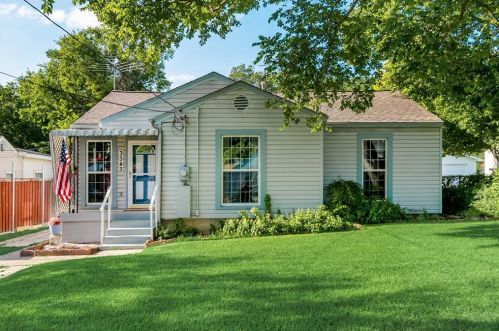 3343 Grafton Ave, Dallas, TX 75211-5928