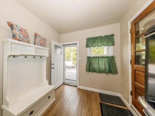 12449 Pilot Dr, Thiensville WI  exterior