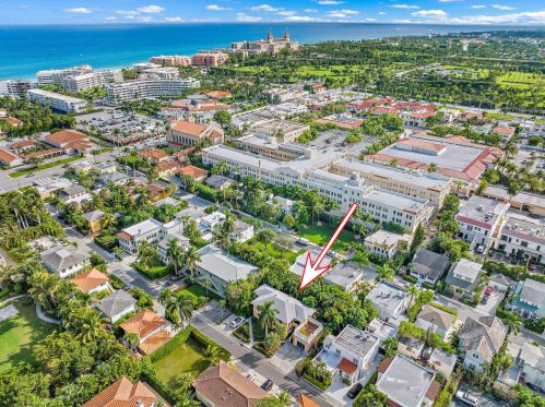 240 Oleander Ave, Palm Beach, FL 33480-3807