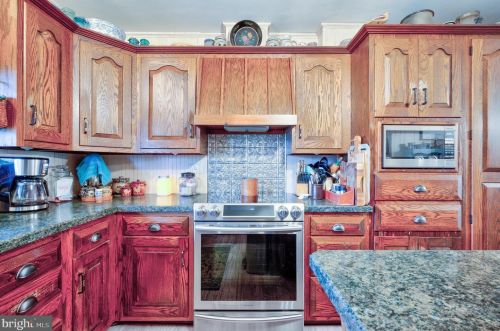 23334 Great Cove Rd, Mc Connellsburg PA  17233-8331 exterior