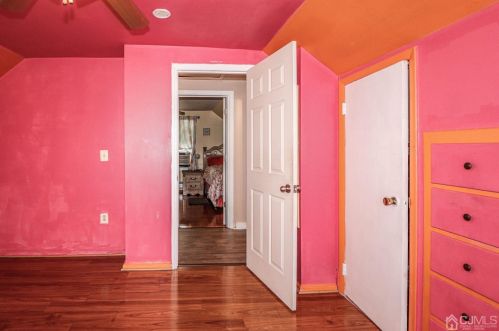 229 Delmore Ave, South Plainfield NJ  07080-3207 exterior