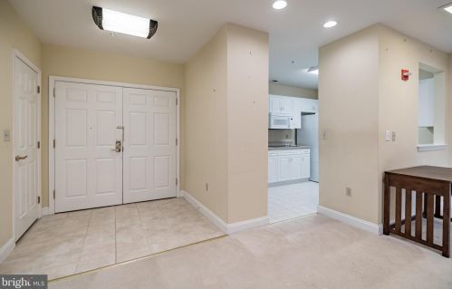 2033 Windrow Dr, Princeton NJ  08540-5023 exterior