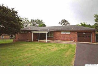 2111 Byrd Spring Rd, Huntsville, AL 35802-2145