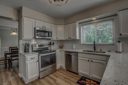 1764 Persimmon Ct, Florence KY  41042-2592 exterior