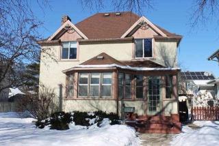 2145 Cass St, La Crosse, WI 54601-5085