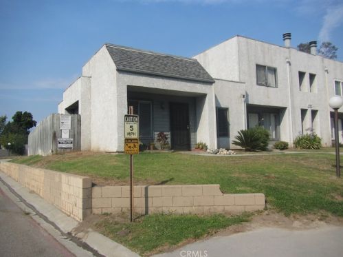 1520 Coulston St, San Bernardino, CA 92408-3600