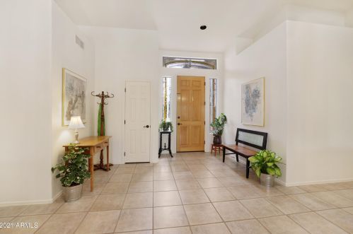 2088 Sierra Madre Ave, Gilbert, AZ 85296-1515