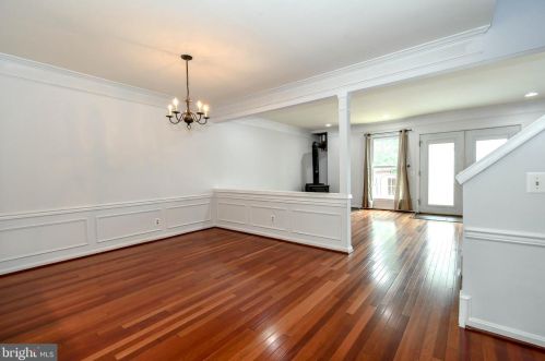 350 Hedgestone Ter, Leesburg VA 20176-4871 exterior