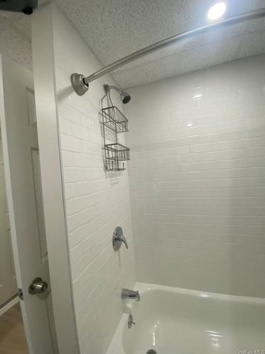 16 Titus Rd, Poughkeepsie NY  12603-1438 exterior