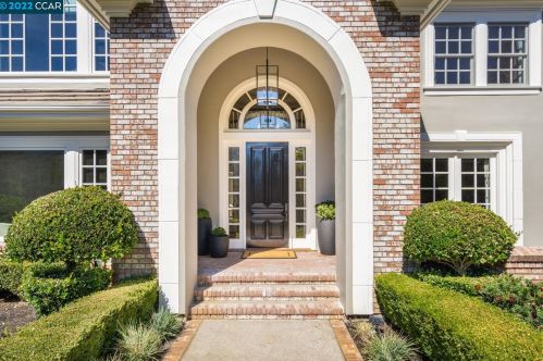 2189 Las Trampas Rd, Alamo, CA 94507-1863