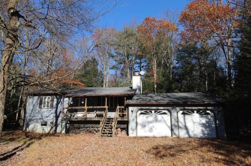 137 Autumn Ln, Jim Thorpe, PA 18229-2701