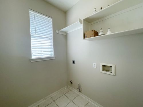 3303 Southdown Dr, Pearland TX  77584-2402 exterior