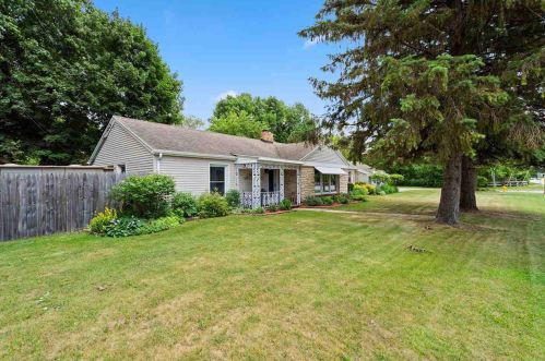 370 Lazarre Ave, Green Bay, WI 54301-2908