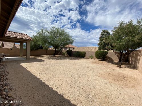 8341 Willow Park Way, Tucson, AZ 85741-3946