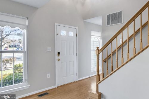 13861 Meadowbrook Rd, Woodbridge, VA 22193-4429