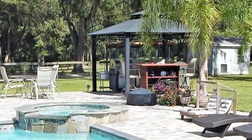 17639 Palamino Lk Dr, Dade City FL 33523-1949 exterior