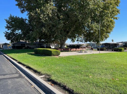 1400 Tully Rd, Turlock CA  95380-3064 exterior