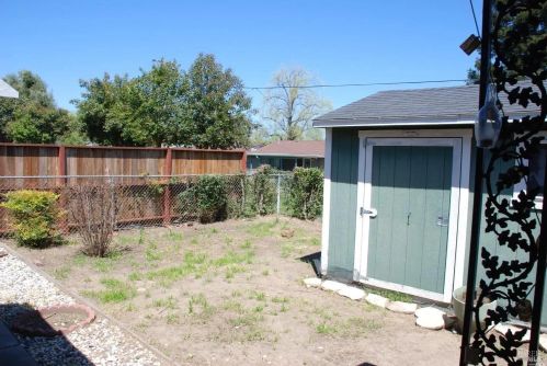 490 Nut Tree Rd, Vacaville CA  95687-3321 exterior