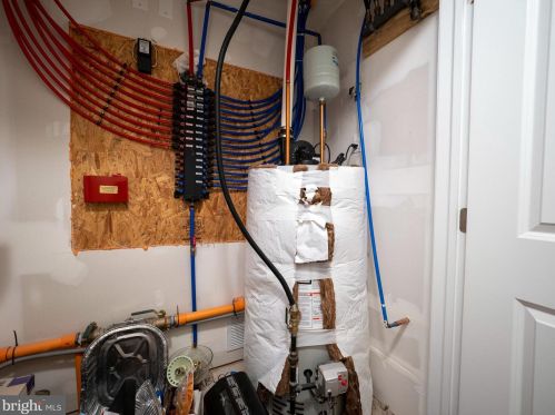 20 Cannon Ave, Lansdale PA 19446-3413 exterior