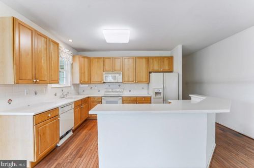 808 Phipps Woods Ct, Glen Mills PA  19342-2243 exterior