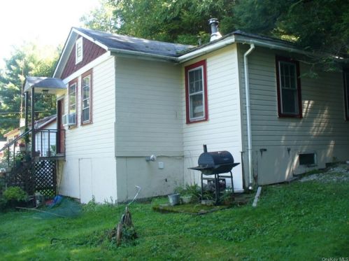 722 Old Route 17, Monticello NY  12701-7019 exterior