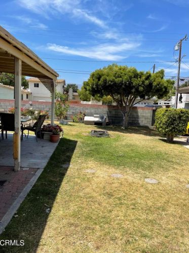 351 Sycamore St, Santa Paula CA  93060-2226 exterior