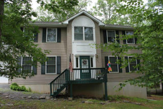109 Firelight Ln, Lackawaxen, PA 18435-7742