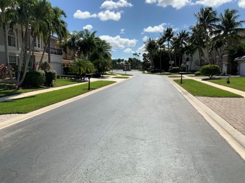 9742 Coronado Lake Dr, Boynton Beach, FL 33437-5338
