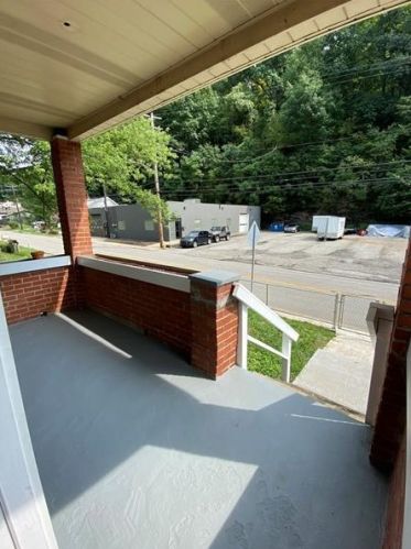 3356 Spring Garden Rd, Pittsburgh, PA 15212-1254